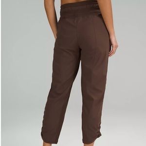Dance Studio Mid-Rise Cropped Pant, new, never warn, no tag